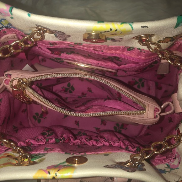 betsy Johnson purse💕 - Picture 2 of 4